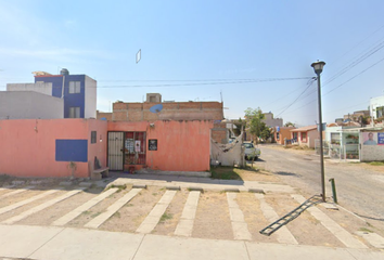 Casa en  Pedro Reyes Vazquez, Geovillas Laureles Del Campanario, Jalisco, México