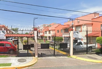 Casa en fraccionamiento en  Gaviotas 2, Unidad San Buenaventura, San Buenaventura, Estado De México, México