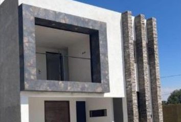 Casa en condominio en  Setubal 22, Bosques De Granada, Barrio De Santiago Mixquitla, Cholula De Rivadavia, Puebla, México