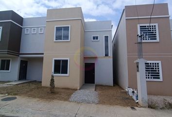 Casa en  Vía A La Costa, Guayaquil, Ecuador