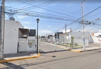 Casa en  Areca, Los Robles, Santiago De Querétaro, Querétaro, México