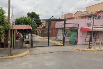 Casa en fraccionamiento en  Molinos Del Rey 32-35, Unidad San Buenaventura, San Buenaventura, Estado De México, México