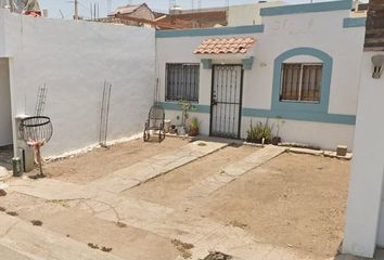 Casa en  Urbivilla Del Cedro, Culiacán, Sinaloa, México