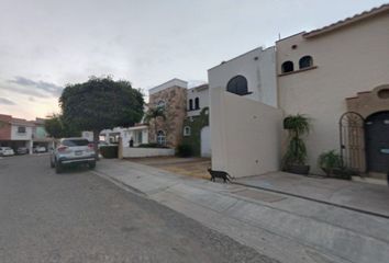 Casa en  Paseo De Los Eucaliptos, Contry Alamos, Country Alamos, Culiacán, Sinaloa, México