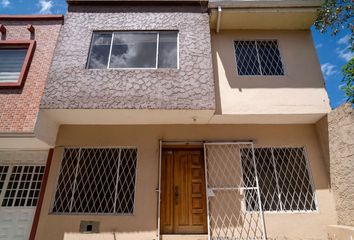 Casa en  4wcj+6rp, Cuenca 010165, Ecuador