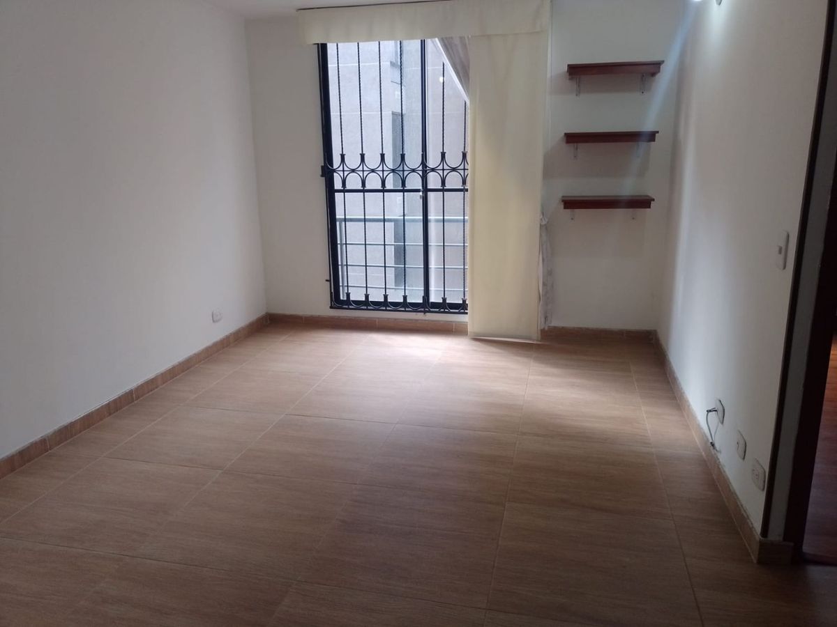 Apartamento en arriendo Urbanización El Pinar (Madrid) en Urbanizacion El Pinar