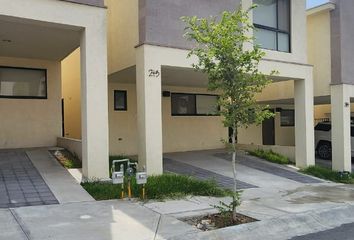 Casa en fraccionamiento en  Ferrara Residencial, Calzada De La Huasteca, Ferrara, Sm Residencial, Dominio Cumbres, García, Nuevo León, México