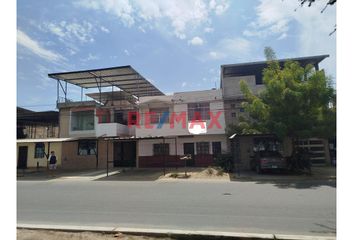 Casa en  Avenida Circunvalación 4, Veintiseis De Octubre, Piura, Per