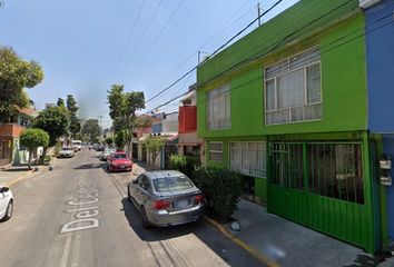 Casa en  Los Reyes Ixtacala, Tlalnepantla De Baz