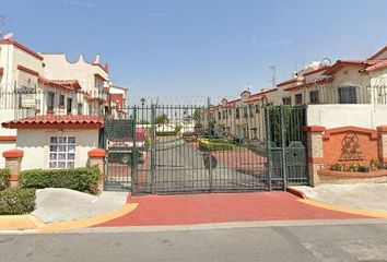 Casa en  Villa Del Real, Ojo De Agua, Estado De México, México