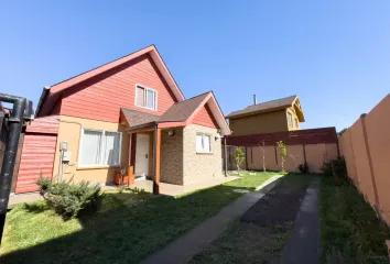 Casa en  La Arboleda, San Pedro De La Paz, Biobío, Chile