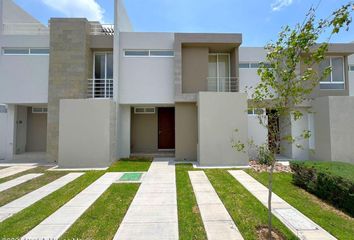 Casa en fraccionamiento en  Boulevard Paseos De Zakia, Zakia, El Marqués, Querétaro, 76269, Mex