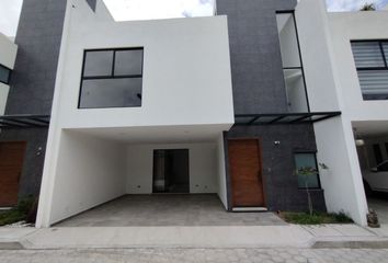 Casa en condominio en  Cuayantla, San Andrés Cholula