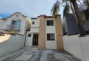 Casa en condominio en  Puerta De Hierro, Monterrey