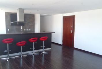 Departamento en  Lomas De Monteserrin, Monteserrin, Jipijapa, Quito