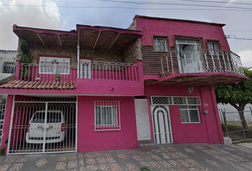 Casa en  C. Jorge Cázares Campos 24a, Lomas De Tlaquepaque, 45559 San Pedro Tlaquepaque, Jal., México