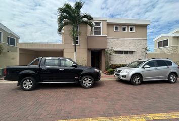 Casa en  Urbanización San Sebastian, Samborondón, Ecuador