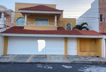 Casa en fraccionamiento en  Costa De Oro, Veracruz, México