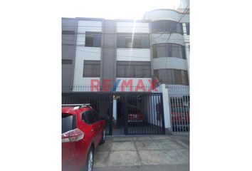 Departamento en  Prolongación Surinam 250-250, La Molina, Lima, 15026, Per