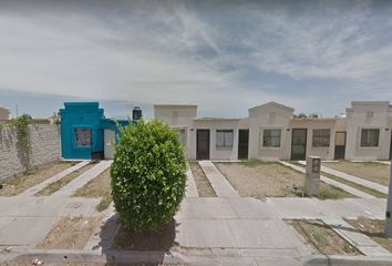 Casa en  Calle Bosque De Ceibas, Jardines Del Bosque, Los Mochis, Sinaloa, México