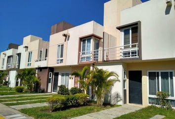 Casa en fraccionamiento en  Mar Caspio, Crystal Lagoons Veracruz, Hacienda Paraíso, Veracruz, México