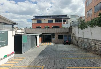 Casa en  General Murgeon & Antonio De Ulloa, Quito, Ecuador