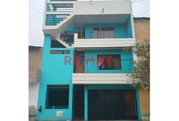 Casa en  2x3m+f25 San Juan De Lurigancho, Perú