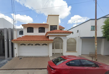 Casa en  Montes Urales, Montebello, Culiacán, Sinaloa, México