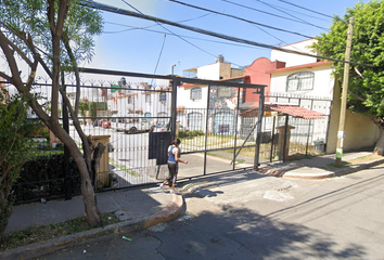 Casa en fraccionamiento en  Valle Esmeralda Mz 009, Unidad San Buenaventura, San Buenaventura, Estado De México, México