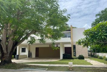 Casa en condominio en  Yucatán Country Club, Mérida, Yucatán