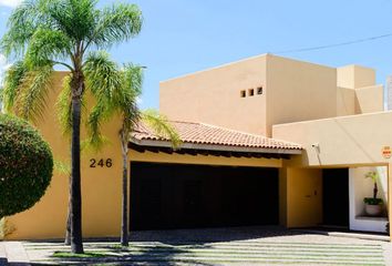 Casa en fraccionamiento en  Colinas Del Parque, San Luis Potosí, México