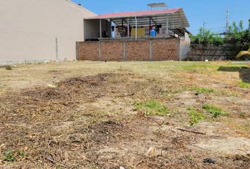 Terreno Comercial en  Manta, Manabí, Ecuador