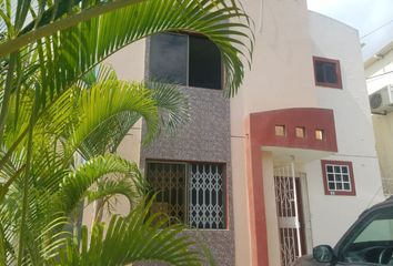 Casa en  Vía San Mateo, Manta, Manabí, Ecuador