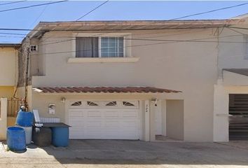 Casa en  Versalles, Villa Del Real 1ra Sección, Ensenada, Baja California, México