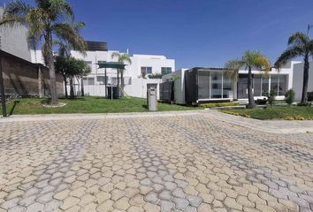 Lote de Terreno en  Lomas De Angelópolis, San Bernardino Tlaxcalancingo, Puebla, México