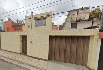 Casa en  Bugambilia Naranja, Bugambilias, Oaxaca De Juárez, Oaxaca, México