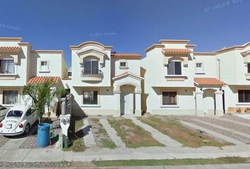 Casa en  Cerrada Saint Denis, Guaymas, Sonora, México