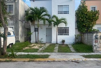 Casa en  Sm 77, Bonampak 2000, Cancún, Quintana Roo, México