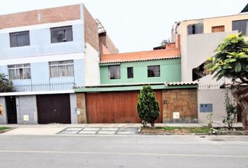 Casa en  Urbanización Olimpo - Ii, Ate, Perú