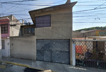 Casa en  Betunias 323, Mz 019, Villa De Las Flores, 55710 San Francisco Coacalco, Méx., México