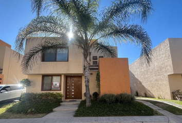 Casa en  Puerta Real, Corregidora, Corregidora, Querétaro