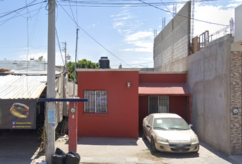 Casa en  Paseo Canal De San Antonio, Pedregal Del Valle, Torreón, Coahuila De Zaragoza, México