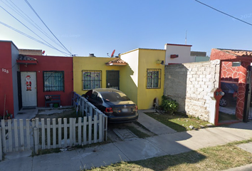 Casa en  Av La Pampa, Hacienda Santa Fe, Jalisco, México