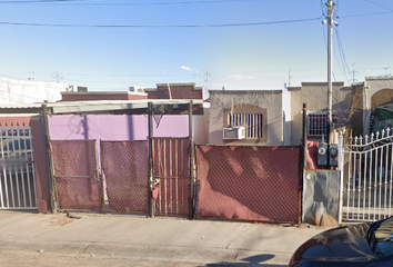 Casa en  Av. Vallecitos, Real Del Río, Mexicali, Baja California, México