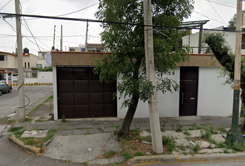 Casa en  San Lucas Tepetlacalco, Tlalnepantla De Baz