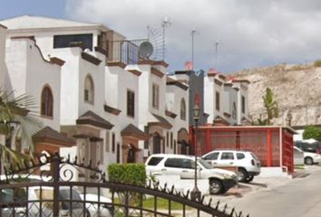 Casa en  Jardines De Aguacaliente, Privada De Las Begonias, Jardines De Agua Caliente, 22194 Tijuana, B.c., México