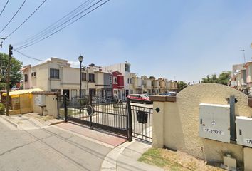 Casa en  Priv. Rio Zujar, Ojo De Agua, Estado De México, México