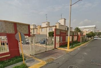 Casa en condominio en  Avenida Guadalupe Victoria, Fraccionamiento Las Americas, Las Américas, Ecatepec De Morelos, Estado De México, México