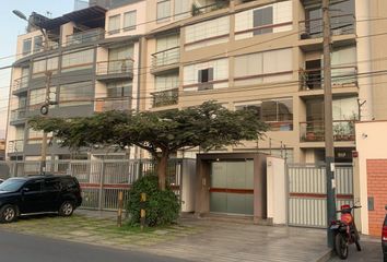 Departamento en  Jirón Alonso De Molina 1450, Lima, Perú