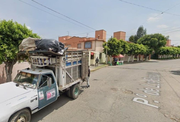 Casa en fraccionamiento en  B. De Alcanfores, Unidad San Buenaventura, San Buenaventura, Estado De México, México